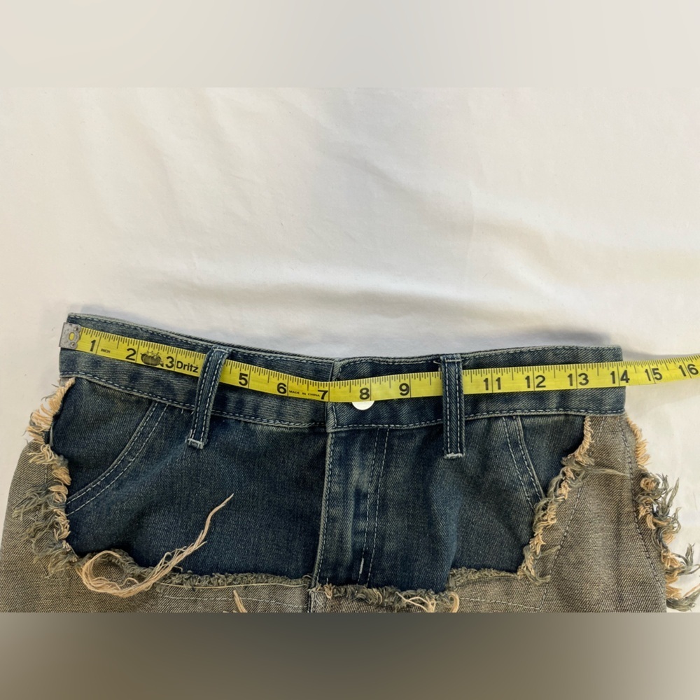 ROMWE Wide Leg Jeans Distressed Patchwork Frayed Star Denim Y2K Size 4 - Picture 5 of 12
